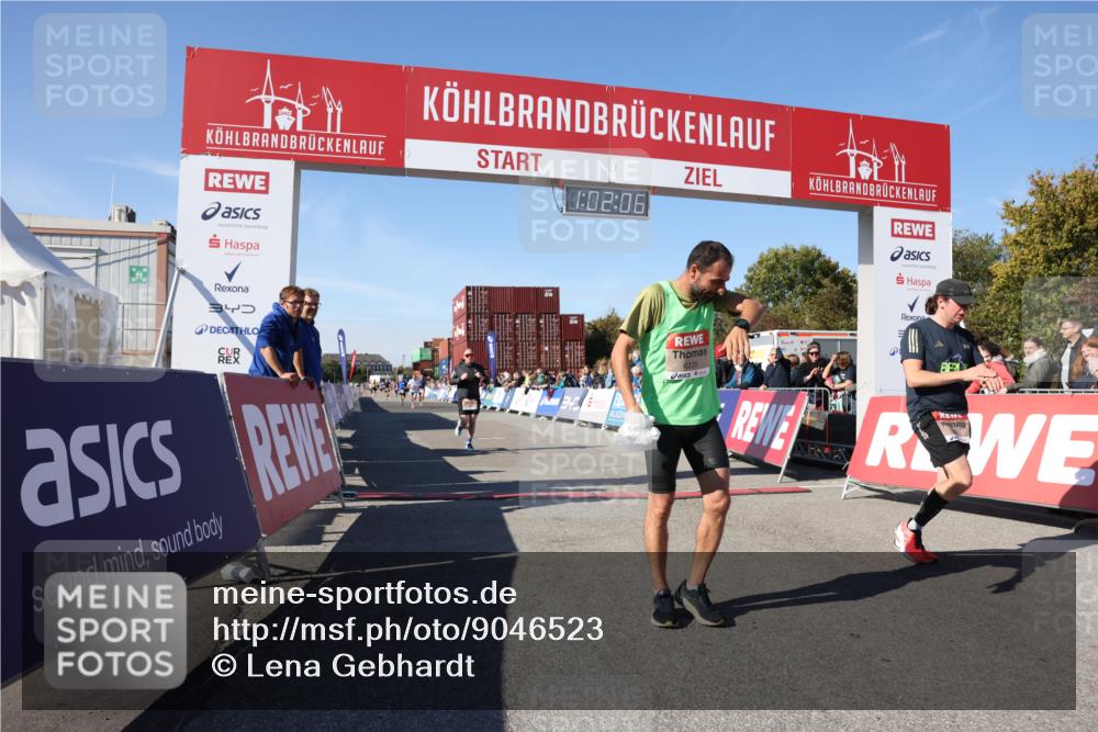 03.10.2025 - Köhlbrandbrückenlauf Lena Gebhardt http://msf.ph/oto/9046523 03.10.2025 13:02:06 Ziel 4025, 4109, 4118, 4206, 4258, 4543, 4907, 5703, 5718, 6032, 6235, 6461 meine-sportfotos.de