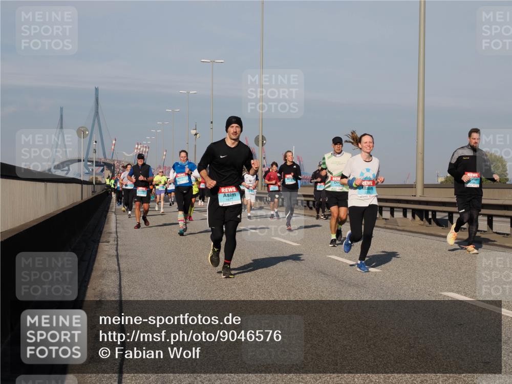 03.10.2025 - Köhlbrandbrückenlauf Fabian Wolf http://msf.ph/oto/9046576 03.10.2025 09:58:39 Position 3 1877 meine-sportfotos.de
