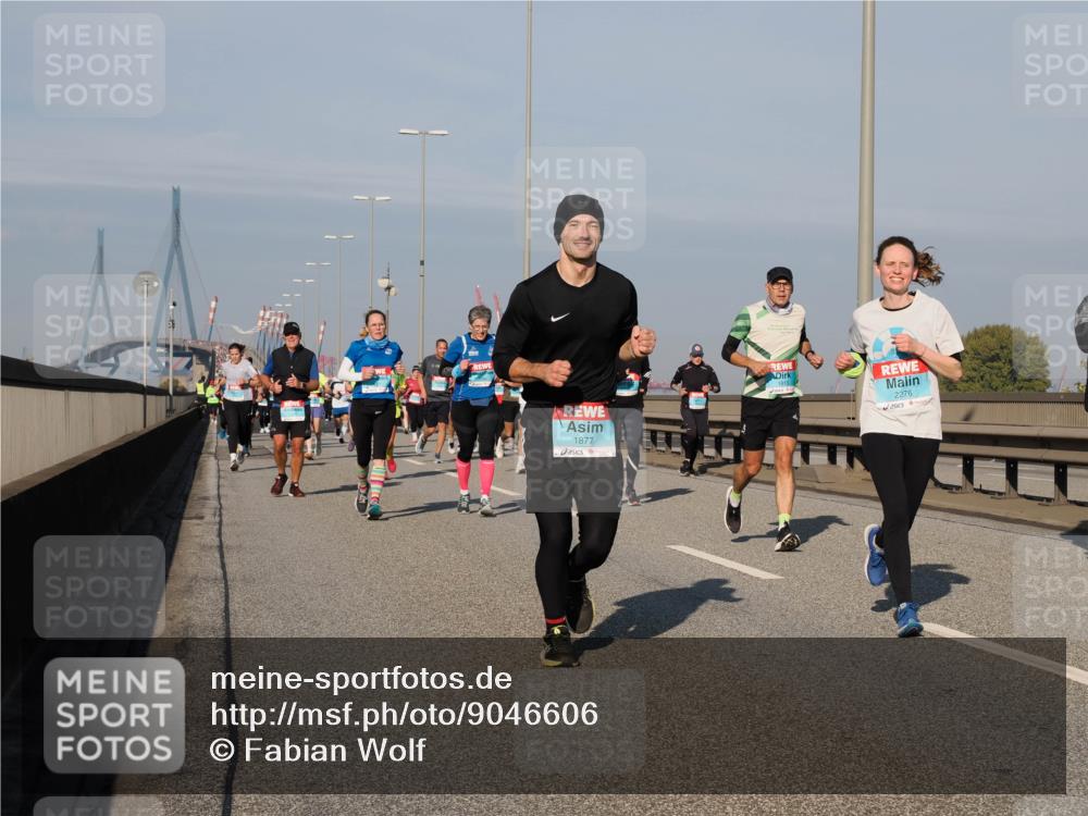 03.10.2025 - Köhlbrandbrückenlauf Fabian Wolf http://msf.ph/oto/9046606 03.10.2025 09:58:40 Position 3 1877, 2276 meine-sportfotos.de