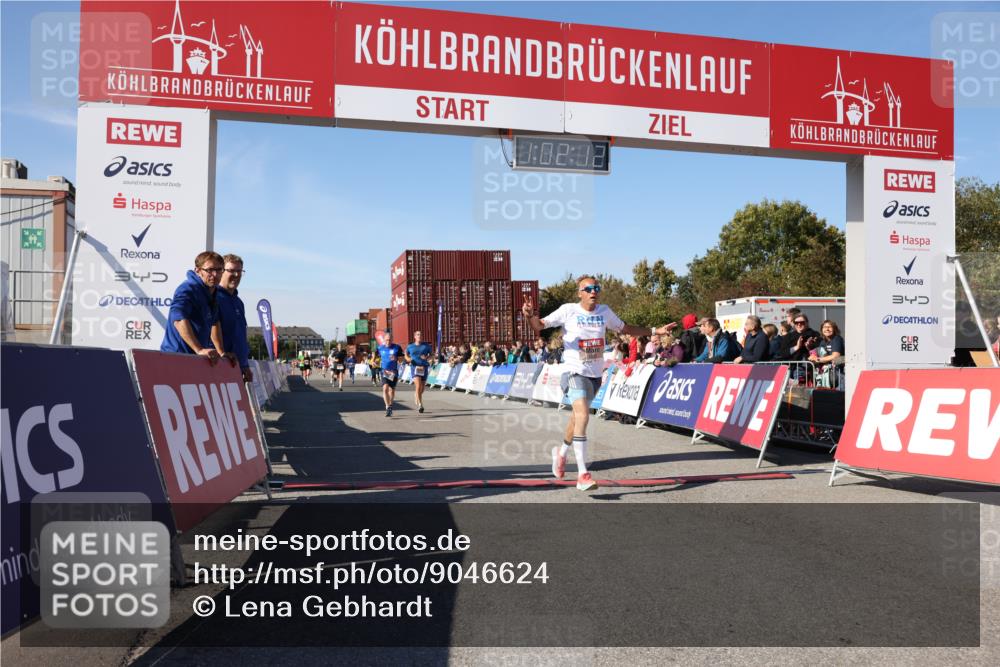 03.10.2025 - Köhlbrandbrückenlauf Lena Gebhardt http://msf.ph/oto/9046624 03.10.2025 13:02:13 Ziel 4109, 4130, 4281, 5617, 5697, 5845, 6032, 6461 meine-sportfotos.de
