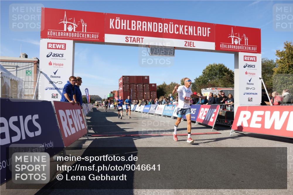03.10.2025 - Köhlbrandbrückenlauf Lena Gebhardt http://msf.ph/oto/9046641 03.10.2025 13:02:13 Ziel 4109, 4130, 4281, 5617, 5697, 5845, 6032, 6461 meine-sportfotos.de