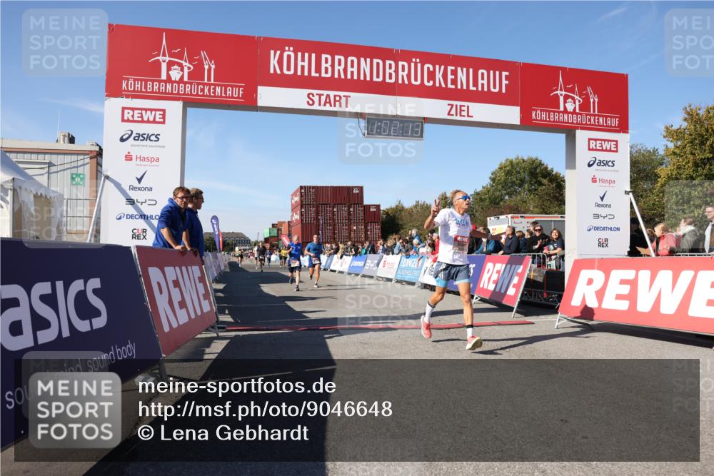 03.10.2025 - Köhlbrandbrückenlauf Lena Gebhardt http://msf.ph/oto/9046648 03.10.2025 13:02:13 Ziel 4109, 4130, 4281, 5617, 5697, 5845, 6032, 6461 meine-sportfotos.de