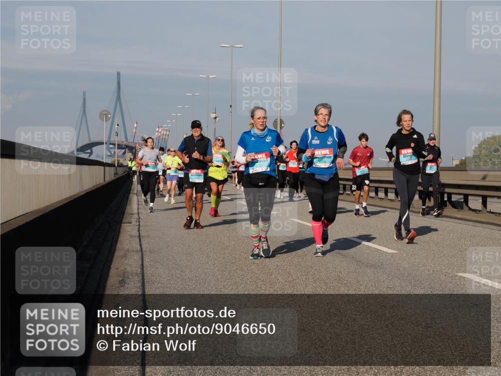 03.10.2025 - Köhlbrandbrückenlauf Fabian Wolf http://msf.ph/oto/9046650 03.10.2025 09:58:42 Position 3 2207 meine-sportfotos.de