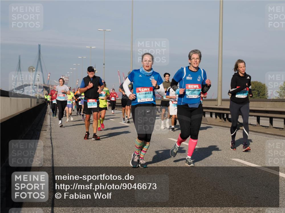 03.10.2025 - Köhlbrandbrückenlauf Fabian Wolf http://msf.ph/oto/9046673 03.10.2025 09:58:43 Position 3 2207, 2206 meine-sportfotos.de