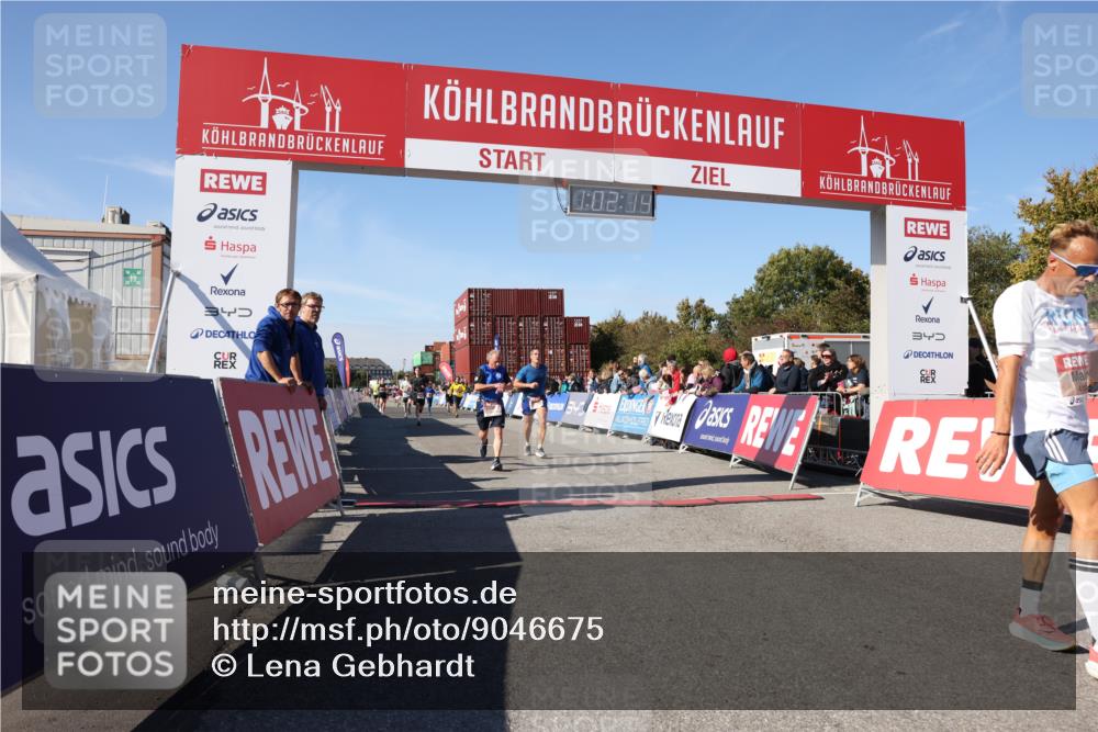 03.10.2025 - Köhlbrandbrückenlauf Lena Gebhardt http://msf.ph/oto/9046675 03.10.2025 13:02:15 Ziel 4109, 4130, 4281, 4492, 4946, 5617, 5697, 5845, 6032 meine-sportfotos.de
