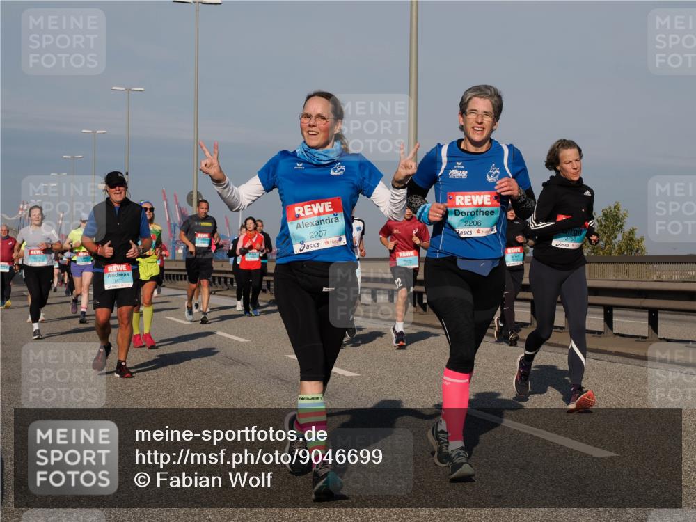 03.10.2025 - Köhlbrandbrückenlauf Fabian Wolf http://msf.ph/oto/9046699 03.10.2025 09:58:44 Position 3 1471, 2207, 2206, 2758 meine-sportfotos.de