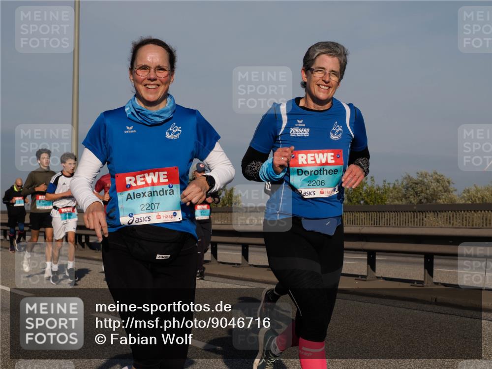 03.10.2025 - Köhlbrandbrückenlauf Fabian Wolf http://msf.ph/oto/9046716 03.10.2025 09:58:45 Position 3 2207, 2206 meine-sportfotos.de