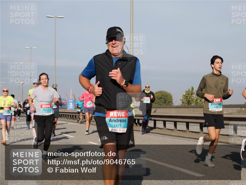 03.10.2025 - Köhlbrandbrückenlauf Fabian Wolf http://msf.ph/oto/9046765 03.10.2025 09:58:47 Position 3 3773, 3, 1471, 1738 meine-sportfotos.de