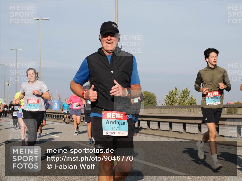 03.10.2025 - Köhlbrandbrückenlauf Fabian Wolf http://msf.ph/oto/9046770 03.10.2025 09:58:48 Position 3 3773, 3, 1471, 1738 meine-sportfotos.de