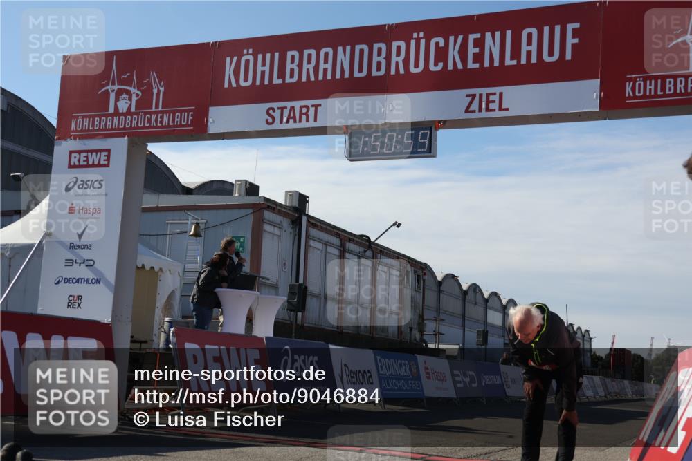 03.10.2025 - Köhlbrandbrückenlauf Luisa Fischer http://msf.ph/oto/9046884 03.10.2025 13:50:58 Ziel 4851, 5472, 5595, 5992 meine-sportfotos.de