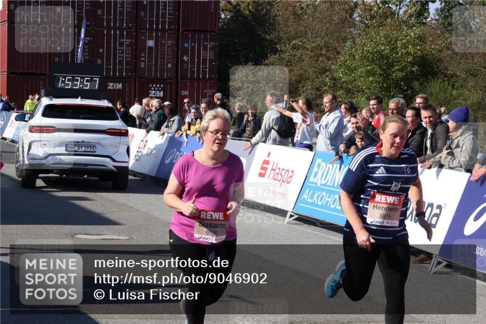 03.10.2025 - Köhlbrandbrückenlauf Luisa Fischer http://msf.ph/oto/9046902 03.10.2025 13:53:56 Ziel 7074, 7181, 9268, 5603, 5819, 6529 meine-sportfotos.de