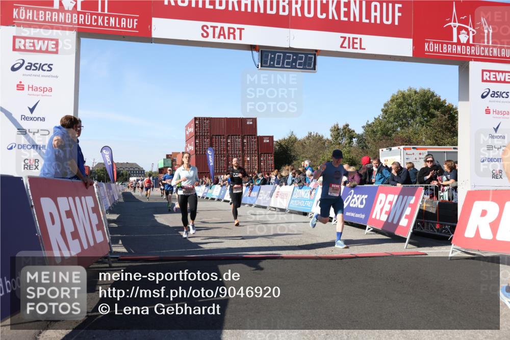 03.10.2025 - Köhlbrandbrückenlauf Lena Gebhardt http://msf.ph/oto/9046920 03.10.2025 13:02:27 Ziel 4187, 4271, 4277, 4337, 4380, 4492, 4783, 4946, 5080, 5617, 5697, 5747, 5784, 5845, 6465, 6492 meine-sportfotos.de