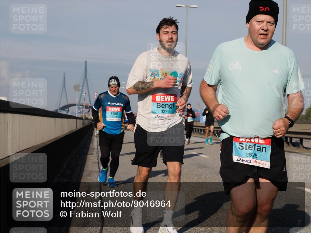 03.10.2025 - Köhlbrandbrückenlauf Fabian Wolf http://msf.ph/oto/9046964 03.10.2025 09:58:57 Position 3 2038, 3276, 2025, 2826 meine-sportfotos.de