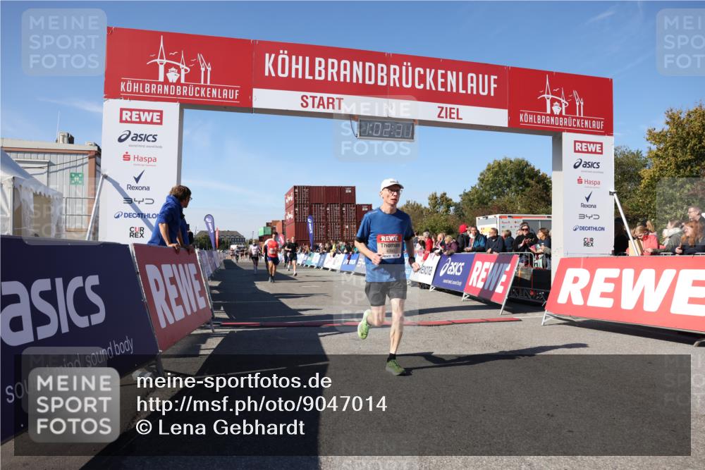 03.10.2025 - Köhlbrandbrückenlauf Lena Gebhardt http://msf.ph/oto/9047014 03.10.2025 13:02:32 Ziel 4024, 4187, 4271, 4277, 4337, 4380, 4783, 5080, 5747, 5784, 6320, 6321, 6465, 6479, 6492, 6783 meine-sportfotos.de
