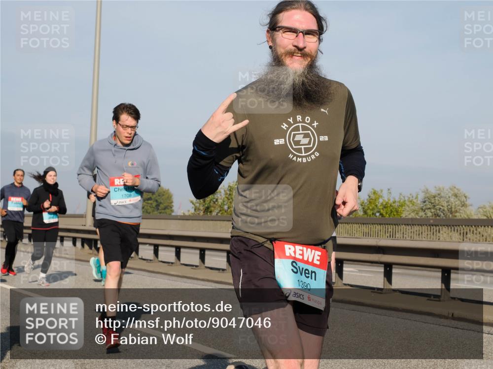 03.10.2025 - Köhlbrandbrückenlauf Fabian Wolf http://msf.ph/oto/9047046 03.10.2025 09:59:02 Position 3 1708, 22, 23, 1390 meine-sportfotos.de