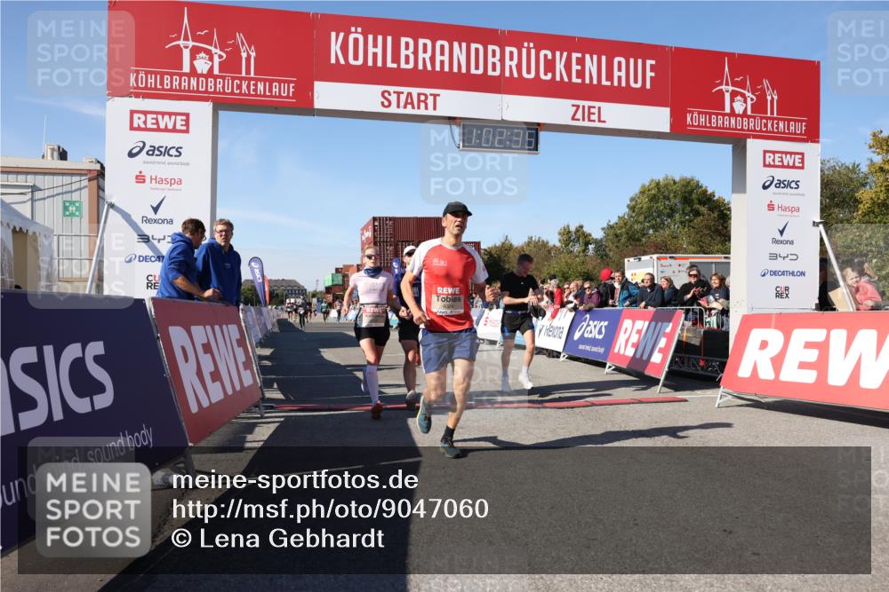 03.10.2025 - Köhlbrandbrückenlauf Lena Gebhardt http://msf.ph/oto/9047060 03.10.2025 13:02:35 Ziel 4024, 4187, 4271, 4277, 4380, 4783, 5080, 5726, 5784, 6320, 6321, 6479, 6783 meine-sportfotos.de