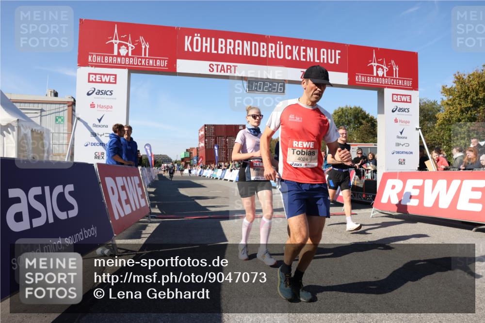 03.10.2025 - Köhlbrandbrückenlauf Lena Gebhardt http://msf.ph/oto/9047073 03.10.2025 13:02:36 Ziel 4024, 4187, 4271, 4380, 4783, 5080, 5726, 5784, 6320, 6321, 6479, 6783 meine-sportfotos.de