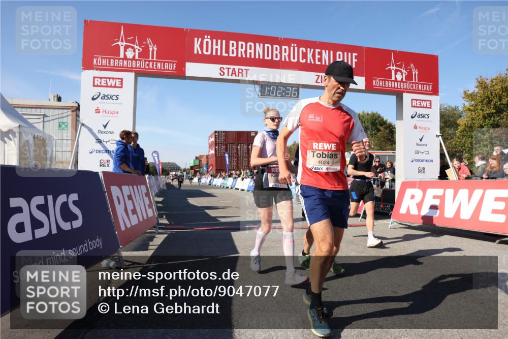 03.10.2025 - Köhlbrandbrückenlauf Lena Gebhardt http://msf.ph/oto/9047077 03.10.2025 13:02:36 Ziel 4024, 4187, 4271, 4380, 4783, 5080, 5726, 5784, 6320, 6321, 6479, 6783 meine-sportfotos.de