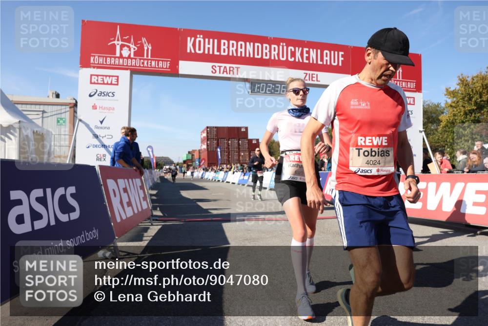 03.10.2025 - Köhlbrandbrückenlauf Lena Gebhardt http://msf.ph/oto/9047080 03.10.2025 13:02:37 Ziel 4024, 4187, 4271, 4380, 4783, 5080, 5726, 5784, 6255, 6320, 6321, 6479, 6783 meine-sportfotos.de