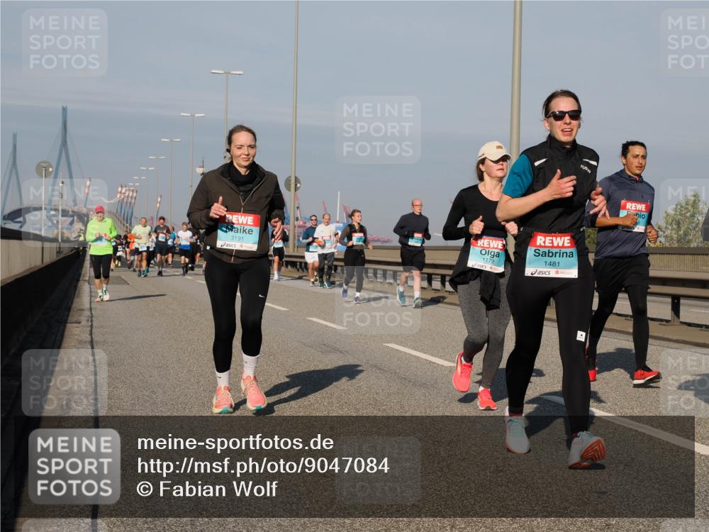 03.10.2025 - Köhlbrandbrückenlauf Fabian Wolf http://msf.ph/oto/9047084 03.10.2025 09:59:04 Position 3 3191, 1179, 1481 meine-sportfotos.de