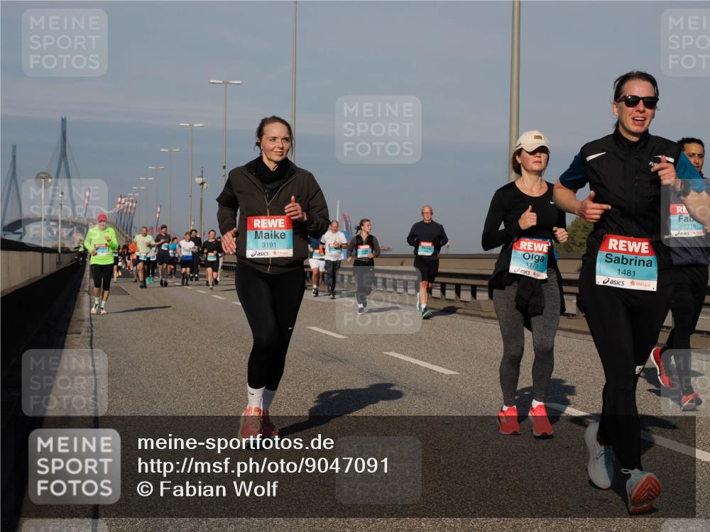 03.10.2025 - Köhlbrandbrückenlauf Fabian Wolf http://msf.ph/oto/9047091 03.10.2025 09:59:05 Position 3 3191, 1179, 1481, 2719 meine-sportfotos.de