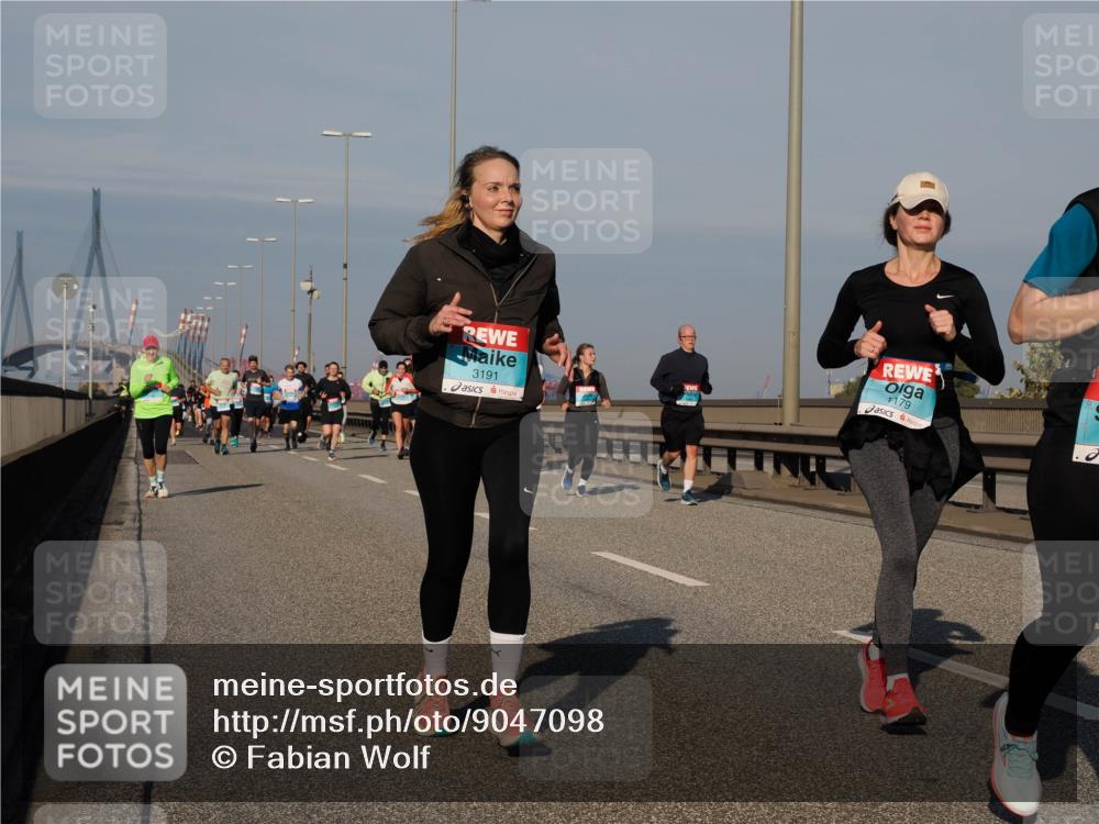 03.10.2025 - Köhlbrandbrückenlauf Fabian Wolf http://msf.ph/oto/9047098 03.10.2025 09:59:05 Position 3 3191, 1179 meine-sportfotos.de