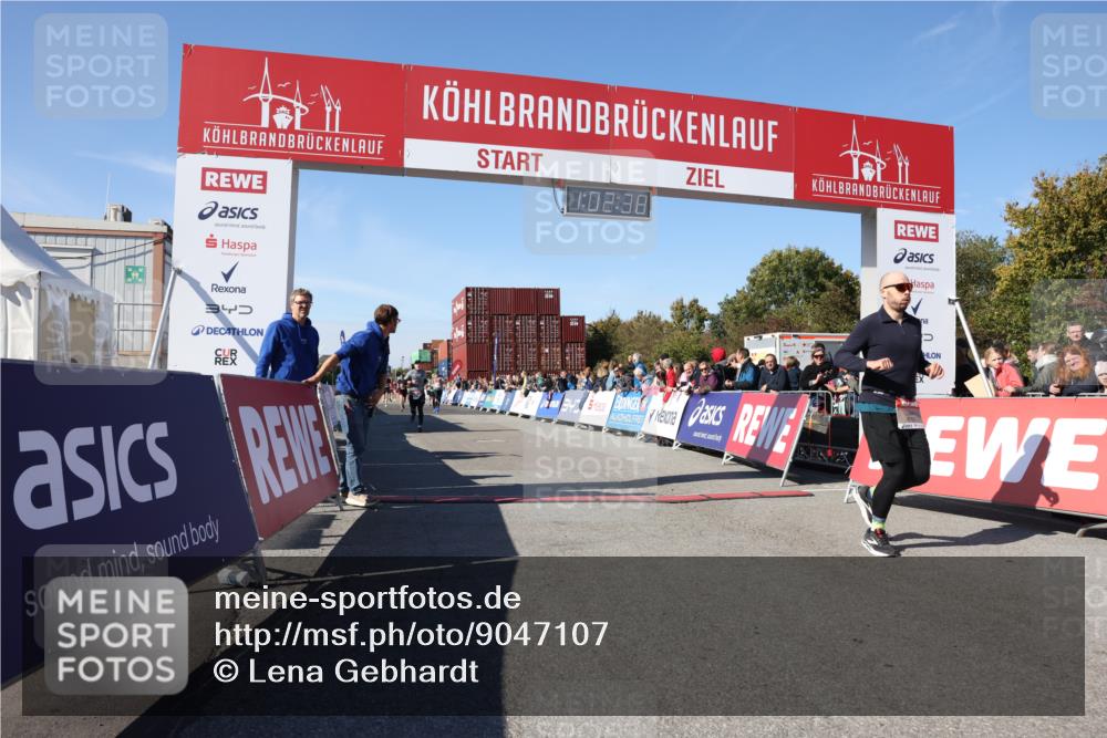 03.10.2025 - Köhlbrandbrückenlauf Lena Gebhardt http://msf.ph/oto/9047107 03.10.2025 13:02:39 Ziel 4024, 4187, 4380, 4579, 5726, 6255, 6320, 6321, 6479, 6739, 6783 meine-sportfotos.de