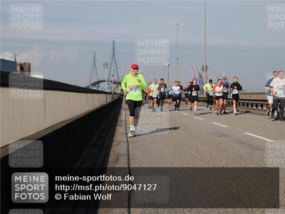 03.10.2025 - Köhlbrandbrückenlauf Fabian Wolf http://msf.ph/oto/9047127 03.10.2025 09:59:09 Position 3  meine-sportfotos.de