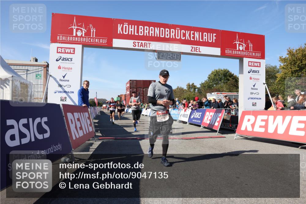 03.10.2025 - Köhlbrandbrückenlauf Lena Gebhardt http://msf.ph/oto/9047135 03.10.2025 13:02:43 Ziel 4024, 4116, 4579, 5245, 5726, 5793, 5810, 6255, 6320, 6321, 6479, 6739, 6783 meine-sportfotos.de