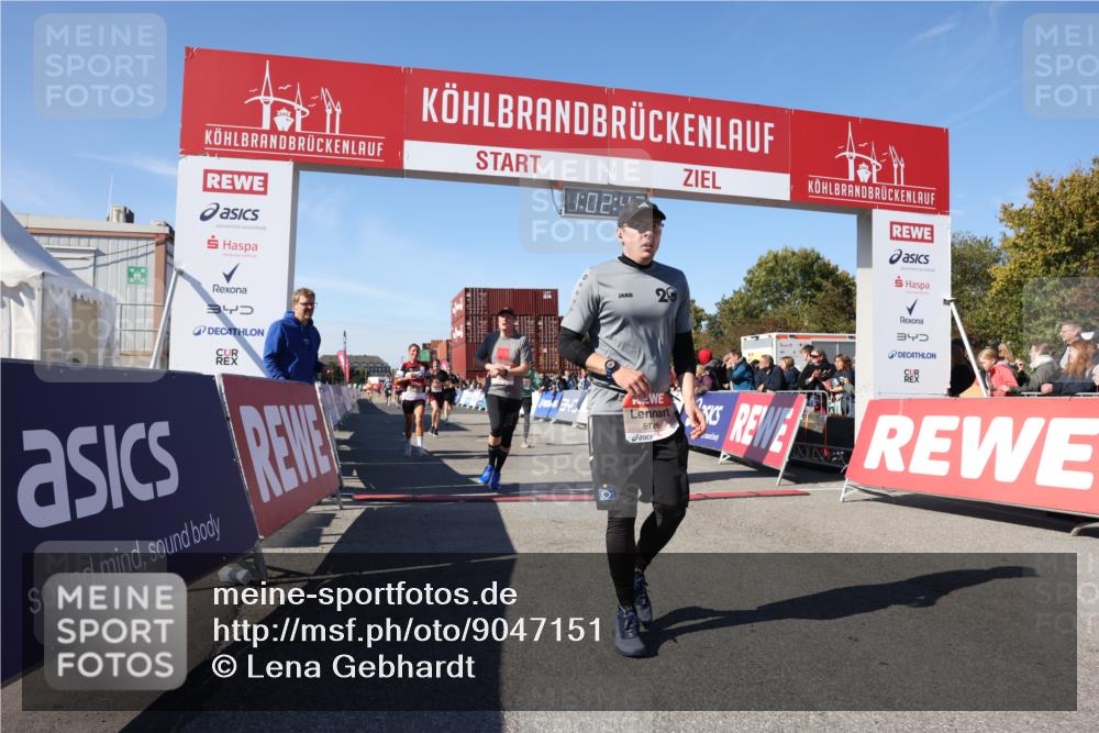 03.10.2025 - Köhlbrandbrückenlauf Lena Gebhardt http://msf.ph/oto/9047151 03.10.2025 13:02:44 Ziel 4024, 4116, 4579, 5245, 5726, 5793, 5810, 6175, 6255, 6320, 6321, 6447, 6479, 6739, 6783 meine-sportfotos.de