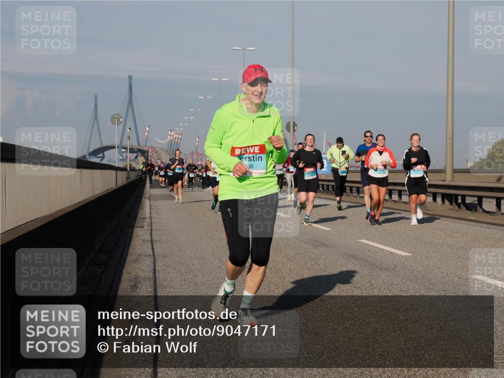 03.10.2025 - Köhlbrandbrückenlauf Fabian Wolf http://msf.ph/oto/9047171 03.10.2025 09:59:12 Position 3 36 meine-sportfotos.de