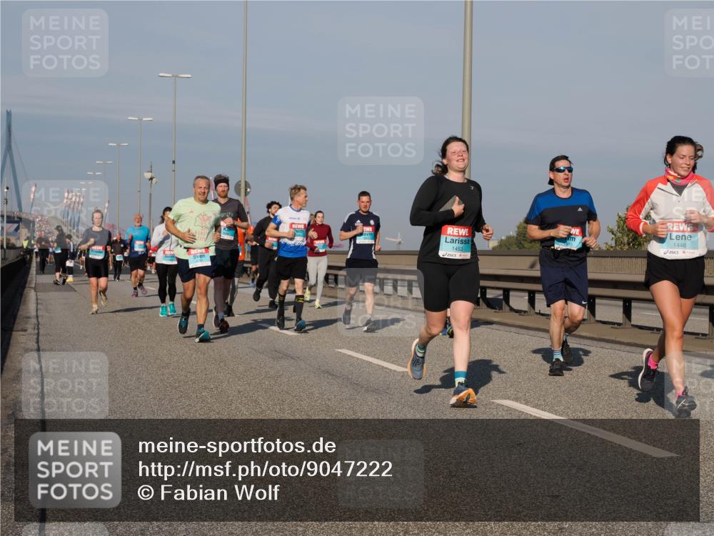 03.10.2025 - Köhlbrandbrückenlauf Fabian Wolf http://msf.ph/oto/9047222 03.10.2025 09:59:16 Position 3 1453, 1446 meine-sportfotos.de