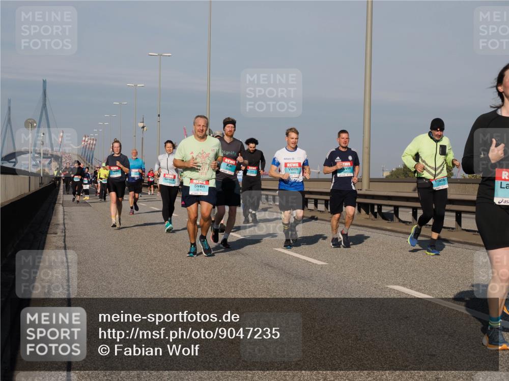 03.10.2025 - Köhlbrandbrückenlauf Fabian Wolf http://msf.ph/oto/9047235 03.10.2025 09:59:17 Position 3 3416 meine-sportfotos.de