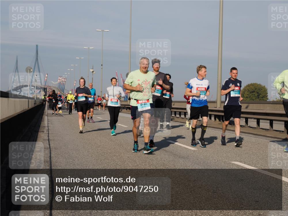 03.10.2025 - Köhlbrandbrückenlauf Fabian Wolf http://msf.ph/oto/9047250 03.10.2025 09:59:18 Position 3 2025, 3416, 049, 3047 meine-sportfotos.de
