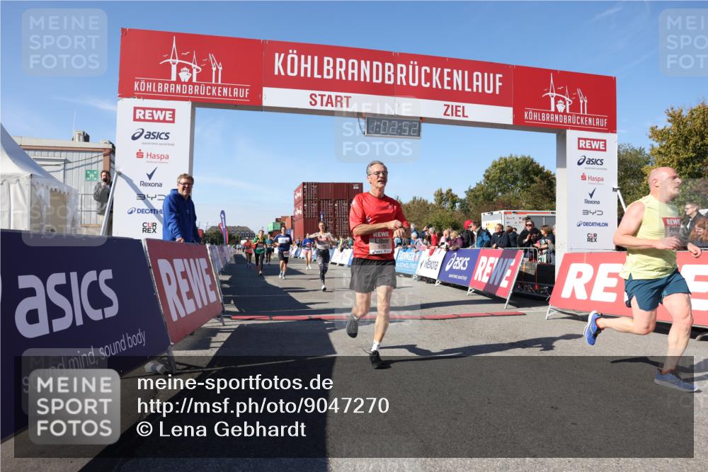 03.10.2025 - Köhlbrandbrückenlauf Lena Gebhardt http://msf.ph/oto/9047270 03.10.2025 13:02:52 Ziel 4095, 4116, 4137, 4203, 4279, 4579, 4619, 4747, 5245, 5793, 5810, 6175, 6255, 6447, 6739 meine-sportfotos.de