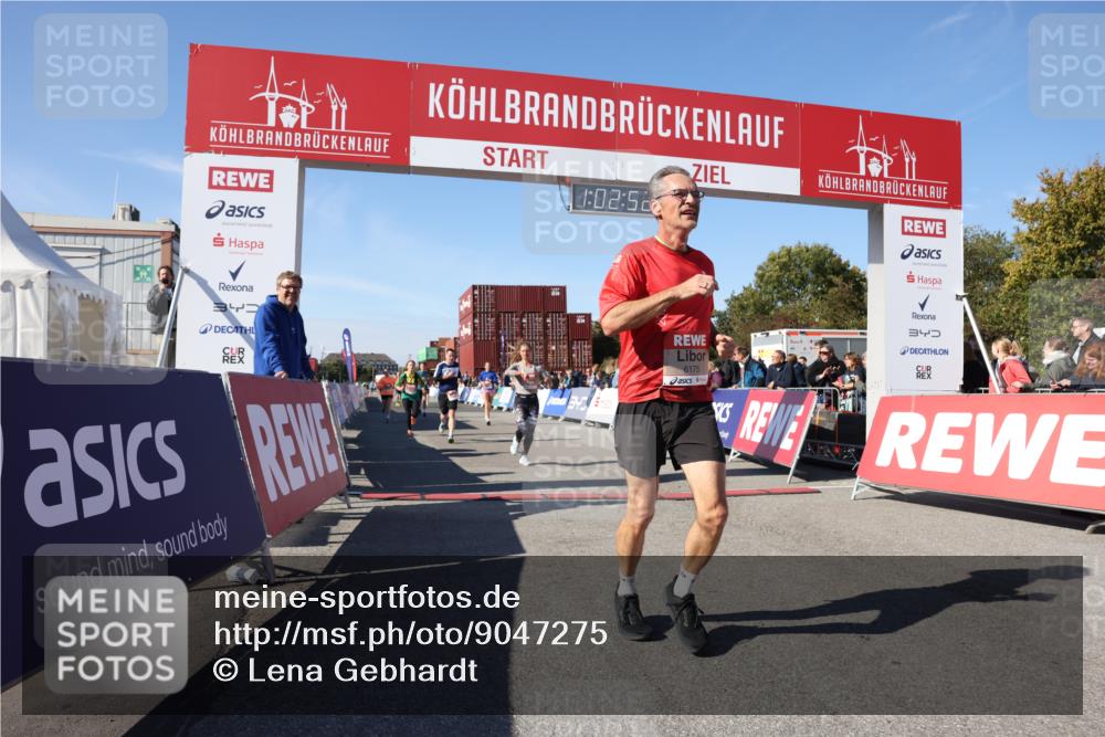 03.10.2025 - Köhlbrandbrückenlauf Lena Gebhardt http://msf.ph/oto/9047275 03.10.2025 13:02:53 Ziel 4095, 4116, 4137, 4203, 4279, 4579, 4619, 4747, 5245, 5793, 5810, 6175, 6255, 6447, 6739 meine-sportfotos.de