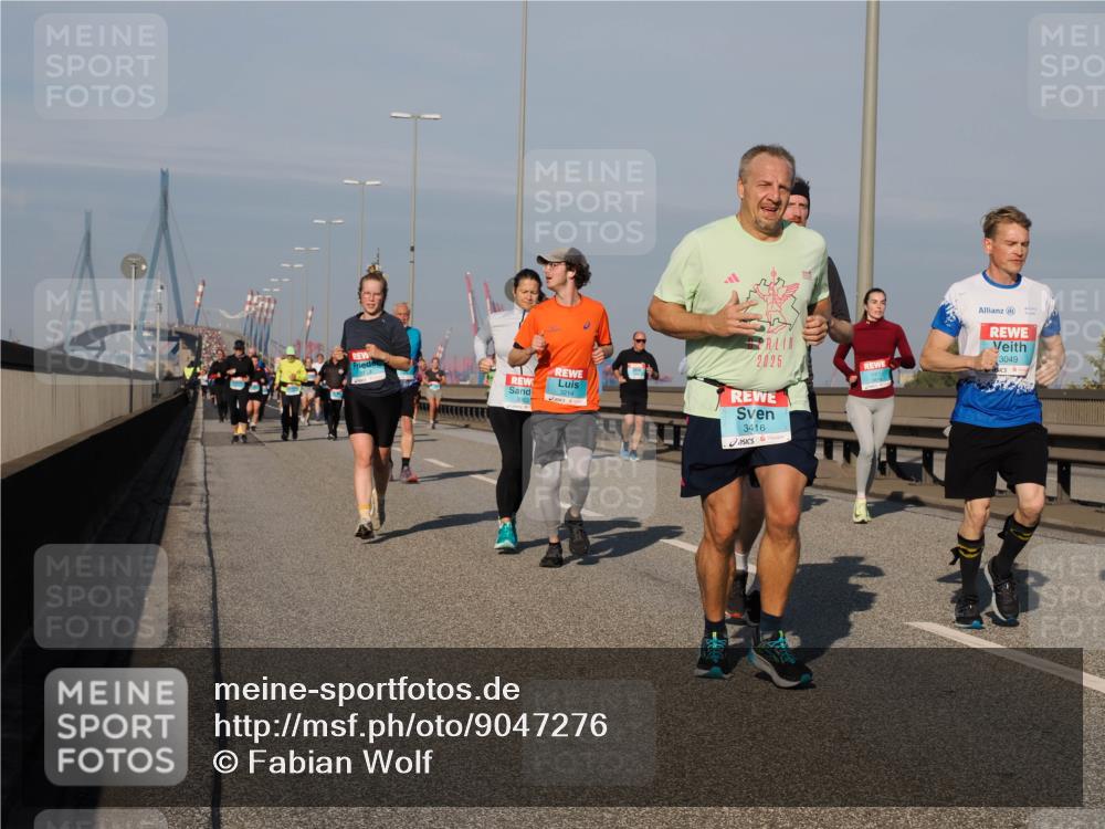 03.10.2025 - Köhlbrandbrückenlauf Fabian Wolf http://msf.ph/oto/9047276 03.10.2025 09:59:19 Position 3 3214, 163, 2025, 3049, 3416 meine-sportfotos.de