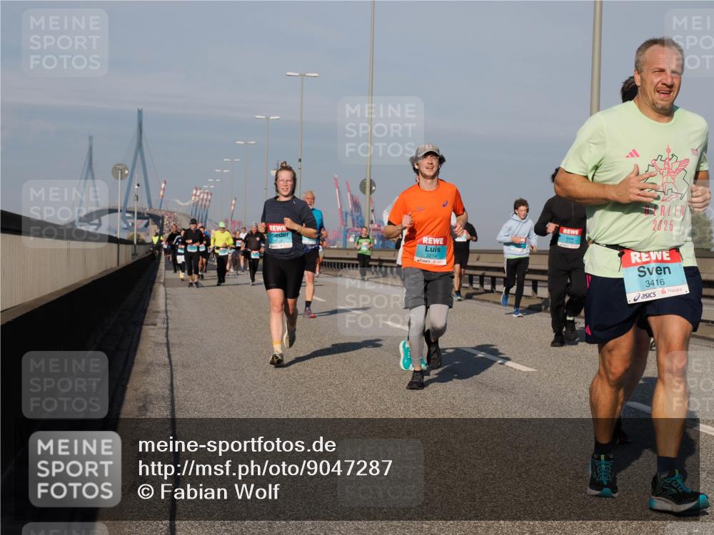 03.10.2025 - Köhlbrandbrückenlauf Fabian Wolf http://msf.ph/oto/9047287 03.10.2025 09:59:20 Position 3 3214, 2025, 3416 meine-sportfotos.de