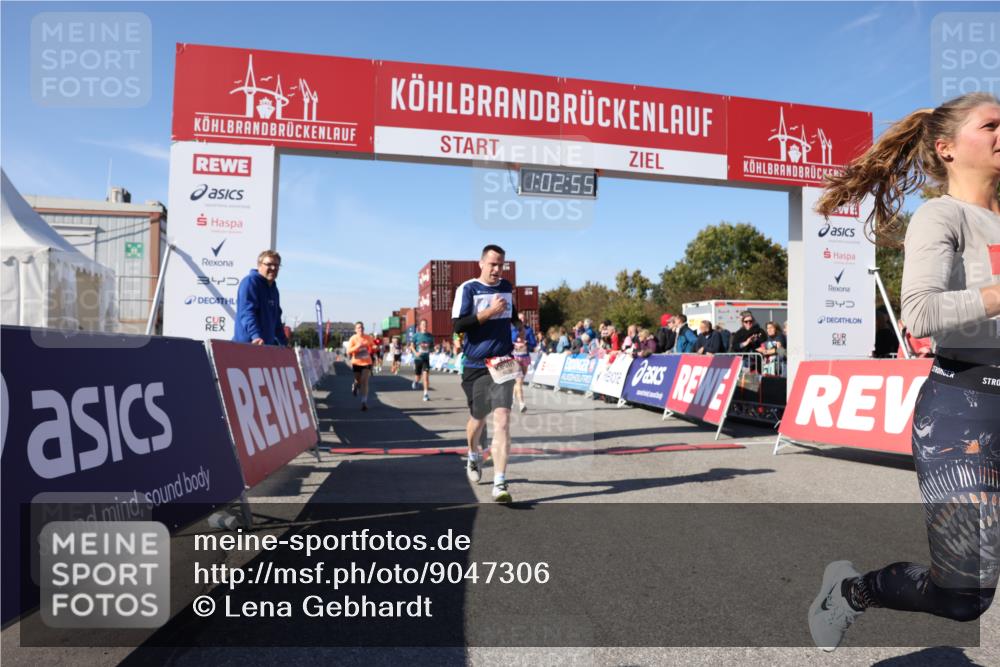 03.10.2025 - Köhlbrandbrückenlauf Lena Gebhardt http://msf.ph/oto/9047306 03.10.2025 13:02:55 Ziel 4095, 4116, 4137, 4203, 4279, 4294, 4619, 4747, 5245, 5793, 5810, 6175, 6447, 6739, 6770 meine-sportfotos.de