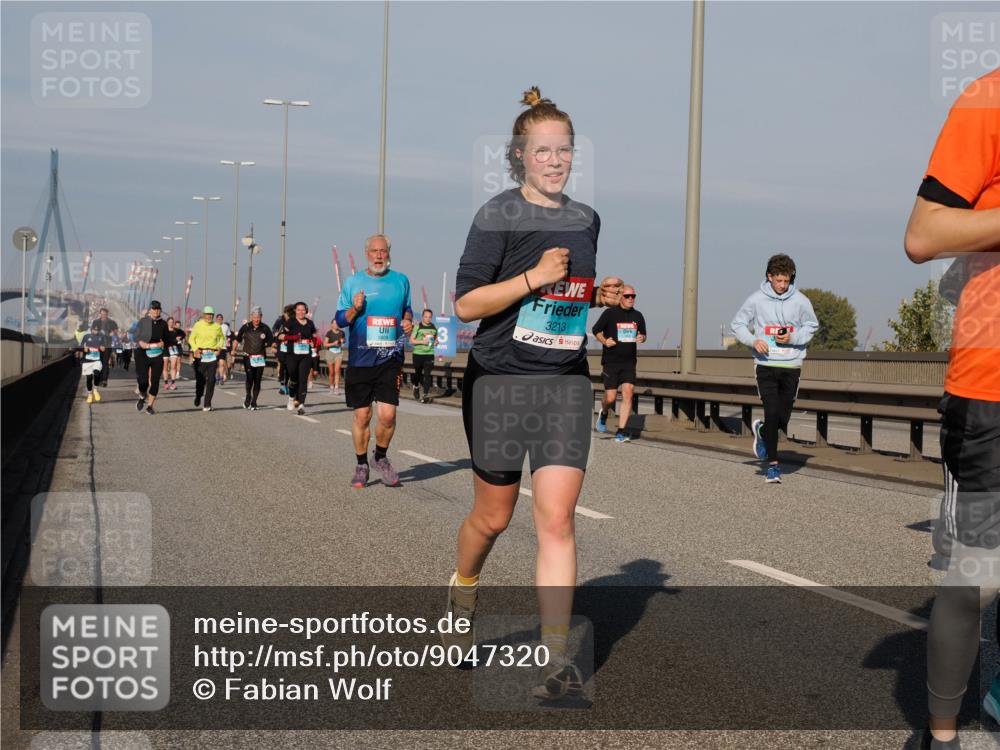 03.10.2025 - Köhlbrandbrückenlauf Fabian Wolf http://msf.ph/oto/9047320 03.10.2025 09:59:23 Position 3 3213 meine-sportfotos.de