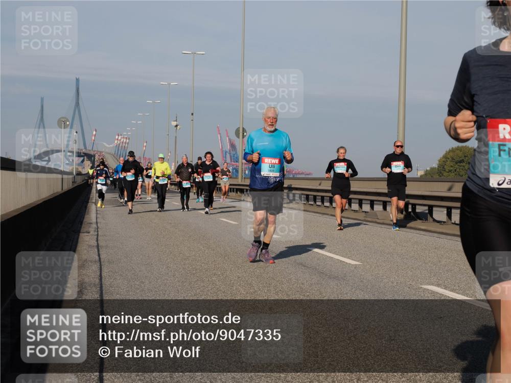 03.10.2025 - Köhlbrandbrückenlauf Fabian Wolf http://msf.ph/oto/9047335 03.10.2025 09:59:24 Position 3 1809 meine-sportfotos.de