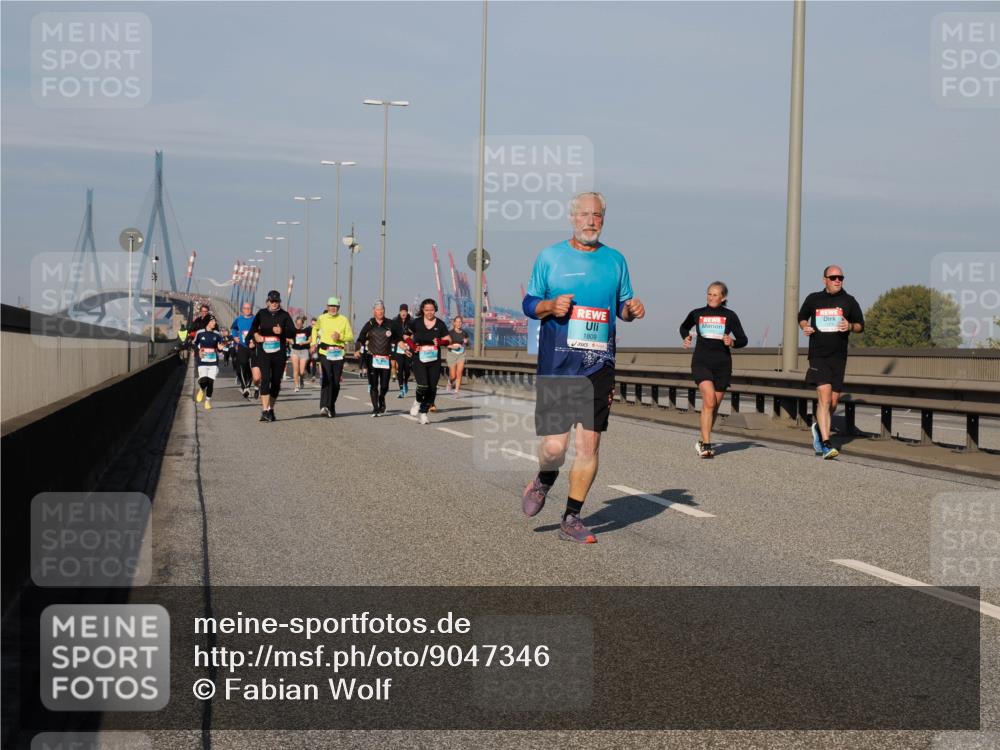03.10.2025 - Köhlbrandbrückenlauf Fabian Wolf http://msf.ph/oto/9047346 03.10.2025 09:59:24 Position 3 1809 meine-sportfotos.de
