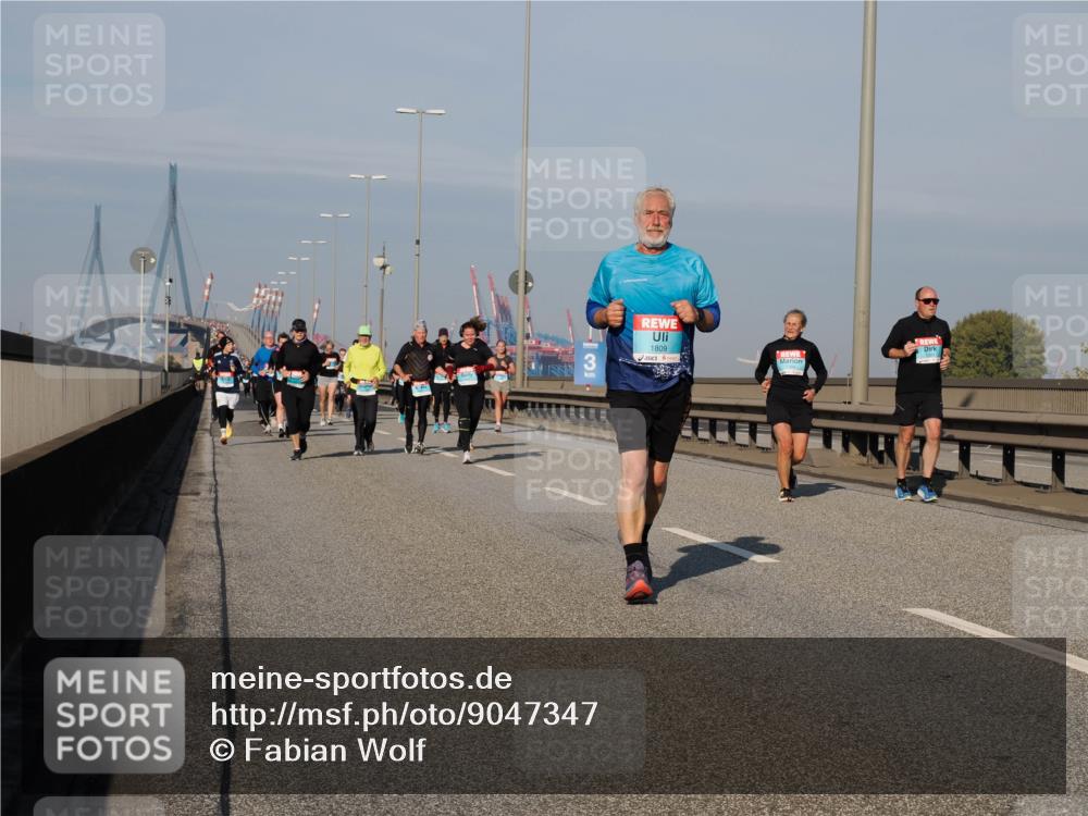 03.10.2025 - Köhlbrandbrückenlauf Fabian Wolf http://msf.ph/oto/9047347 03.10.2025 09:59:24 Position 3 1809 meine-sportfotos.de