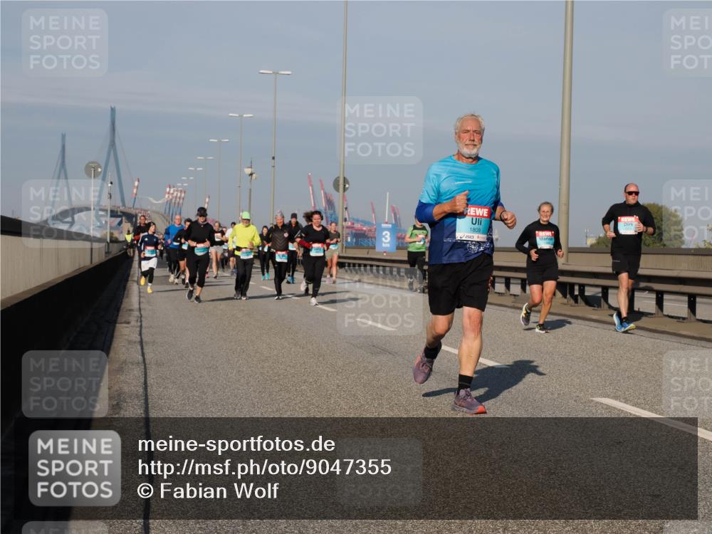03.10.2025 - Köhlbrandbrückenlauf Fabian Wolf http://msf.ph/oto/9047355 03.10.2025 09:59:25 Position 3 3, 1809 meine-sportfotos.de