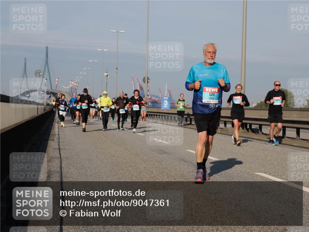 03.10.2025 - Köhlbrandbrückenlauf Fabian Wolf http://msf.ph/oto/9047361 03.10.2025 09:59:25 Position 3 1809 meine-sportfotos.de