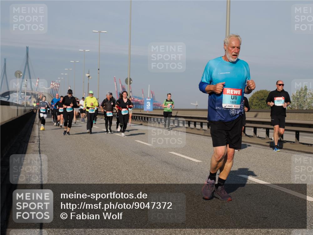 03.10.2025 - Köhlbrandbrückenlauf Fabian Wolf http://msf.ph/oto/9047372 03.10.2025 09:59:26 Position 3 3, 1809 meine-sportfotos.de