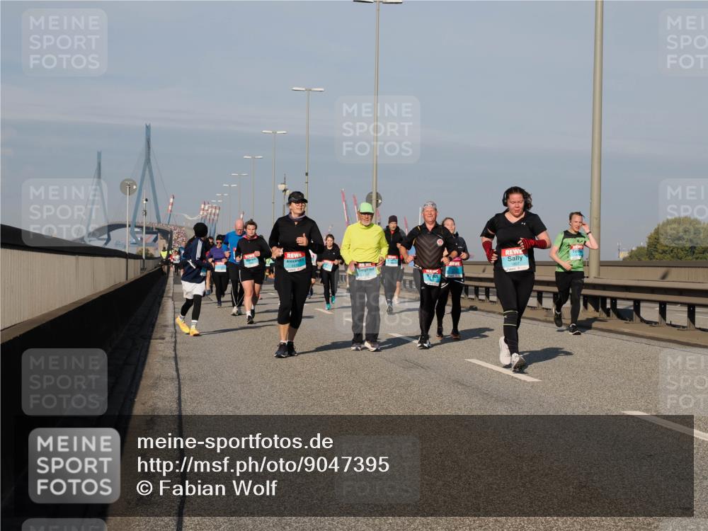 03.10.2025 - Köhlbrandbrückenlauf Fabian Wolf http://msf.ph/oto/9047395 03.10.2025 09:59:29 Position 3  meine-sportfotos.de