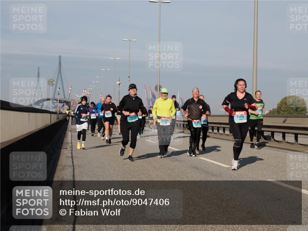 03.10.2025 - Köhlbrandbrückenlauf Fabian Wolf http://msf.ph/oto/9047406 03.10.2025 09:59:30 Position 3 1807 meine-sportfotos.de