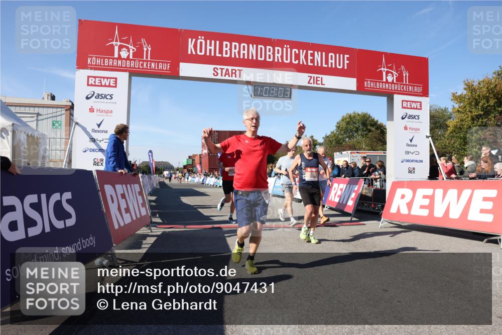 03.10.2025 - Köhlbrandbrückenlauf Lena Gebhardt http://msf.ph/oto/9047431 03.10.2025 13:03:03 Ziel 4095, 4137, 4203, 4279, 4294, 4619, 4747, 6655, 6770 meine-sportfotos.de