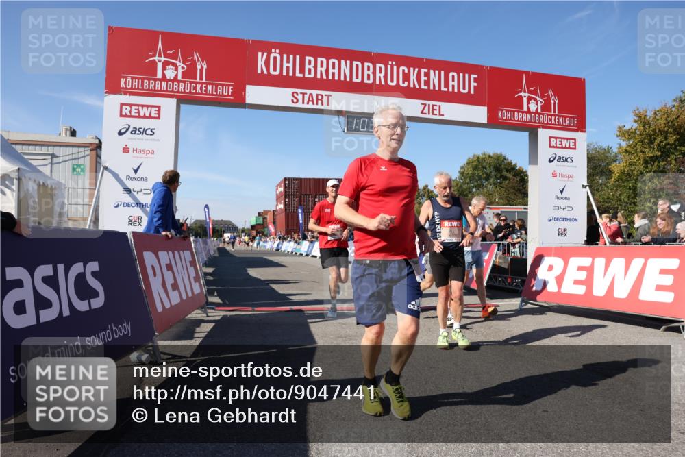 03.10.2025 - Köhlbrandbrückenlauf Lena Gebhardt http://msf.ph/oto/9047441 03.10.2025 13:03:03 Ziel 4095, 4137, 4203, 4279, 4294, 4619, 4747, 6655, 6770 meine-sportfotos.de